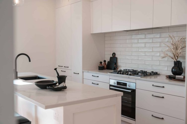 Eaton Crescent – Spacefully Yours