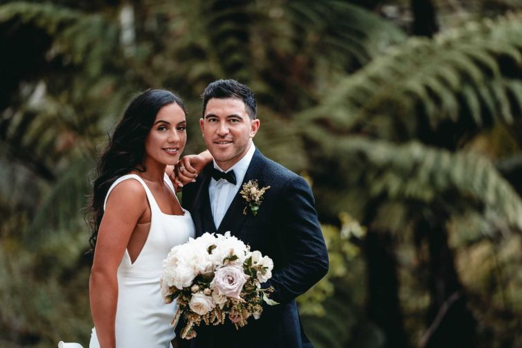 Hanna & Nehe – Black Walnut Wedding